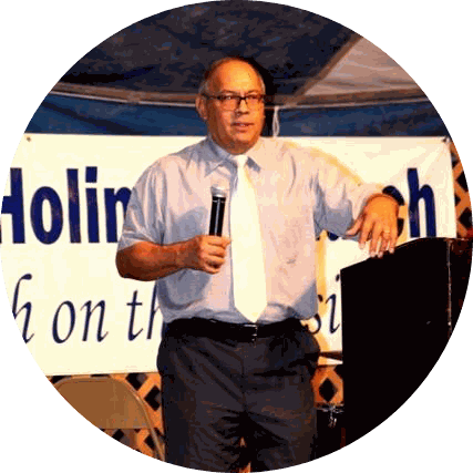 Pastor Paul Lanuza